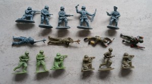 Żołnierzyki z PRL - 15 sztuk