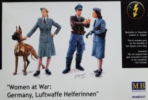 Women at War: Germany, Luftwaffe Helferinnen / Master Box 1:35