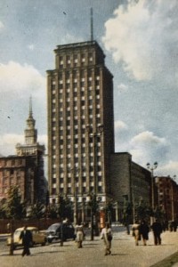 Pocztówka Warszawa - Hotel "Warszawa" - fot. T. Hermańczyk