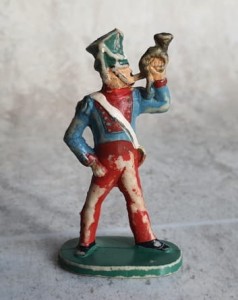 Figurka żołnierzyk z PRL-u 030