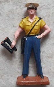 Figurka żołnierzyk z PRL-u 035