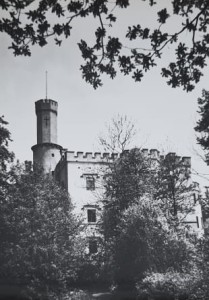 Pocztówka Karpniki - Pałac z 1822 roku - fot. J. Korpal