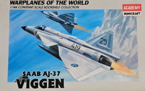 Saab AJ-37 Viggen / 4418 Academy 1:144