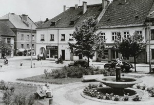 Pocztówka Pyskowice - Rynek - fot. J. Kosidowski