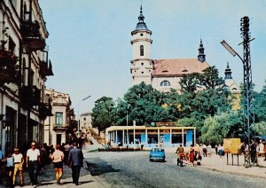 Pocztówka - Ostrowiec Świętokrzyski - Fragment miasta - fot. J. Wendołowski