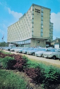 Pocztówka - Poznań - Hotel Merkury - fot. K. Jabłoński