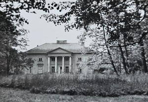 Pocztówka - Igołomia - Pałac z XVIII/XIX w. - fot. L. Święcki