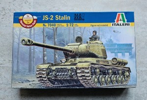 JS-2 Stalin / 7040 Italeri 1:72