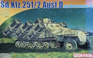Sd.Kfz.251/2 Ausf.D mit Wurfrahmen 40 / 7310 Dragon 1:72