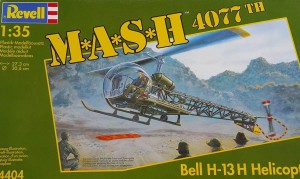 Bell H-13H Helicopter - MASH 4077 th - Revell 1:35