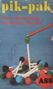 Pik-Pak Bierki Magnetyczne - gra z PRL-u